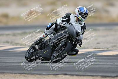 media/Nov-15-2025-Race Pace (Sat) [[8de605a2d8]]/Non Verified Riders (1st 20 Minutes)/Turn 4 (1010am)/